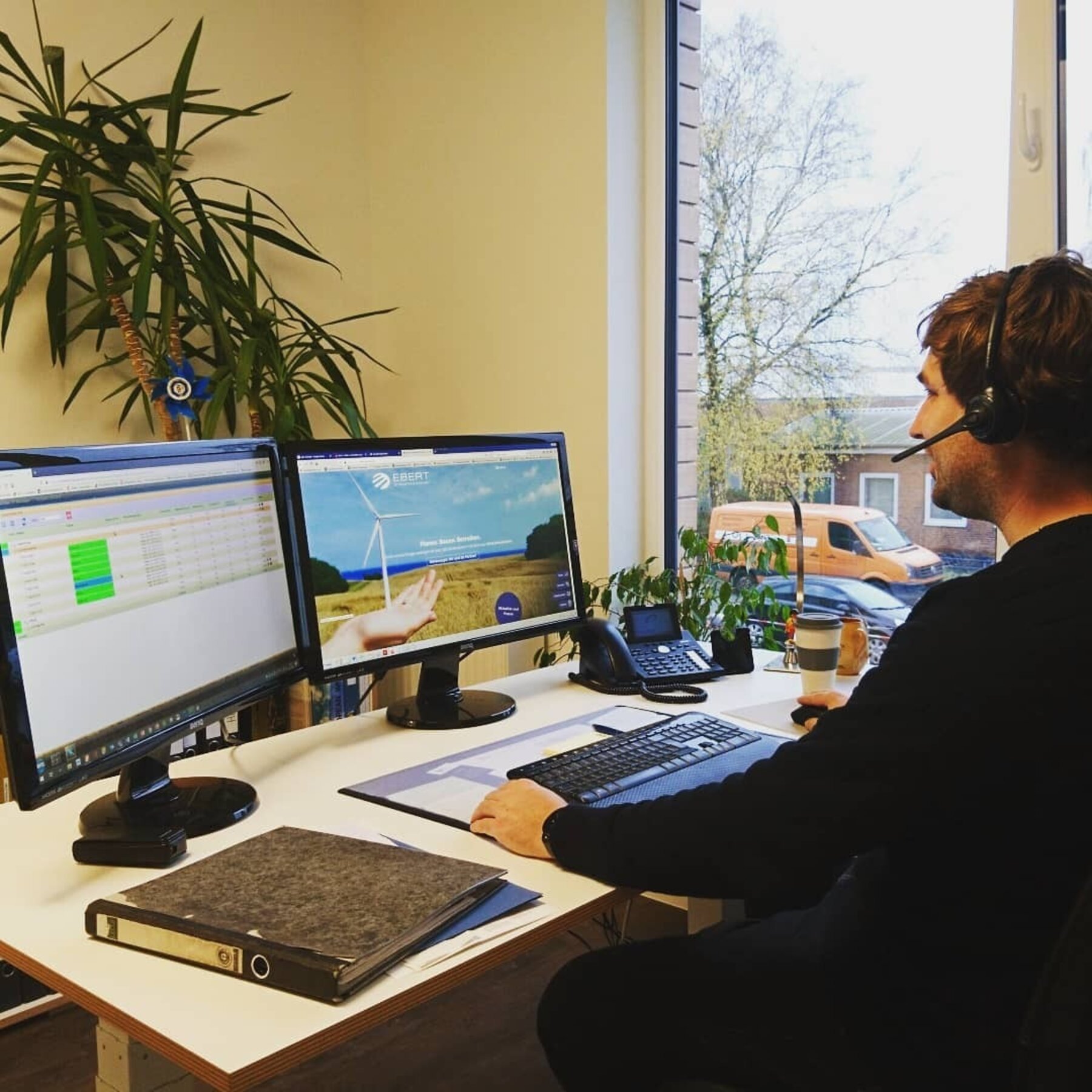 Mitarbeiter im Buero